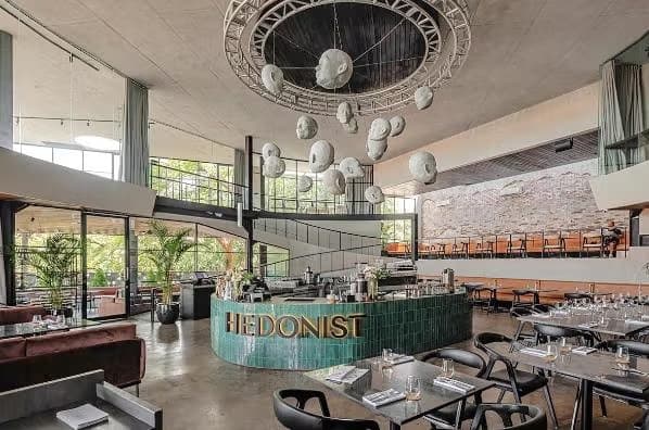 HEDONIST Restaurant | Lounge | Bar